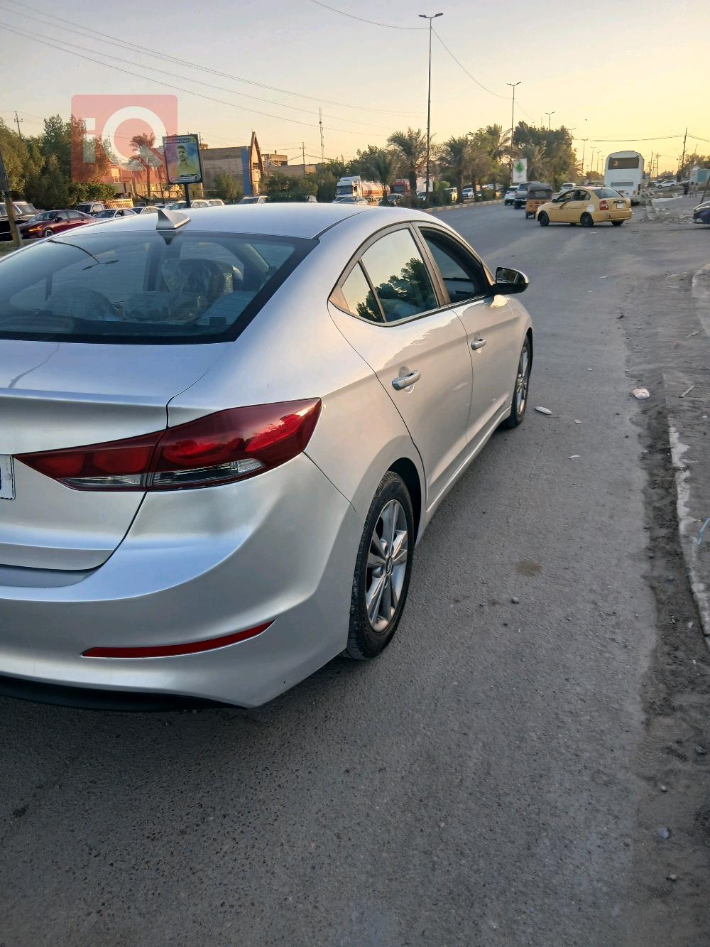 هیوندای ئەلەنترا